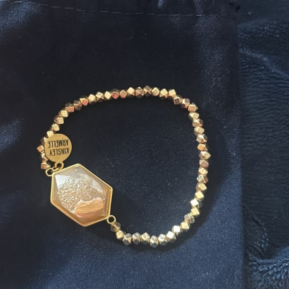 Kinsley Armelle Andrea Collection Amber Quartz
Bracelet*NEW